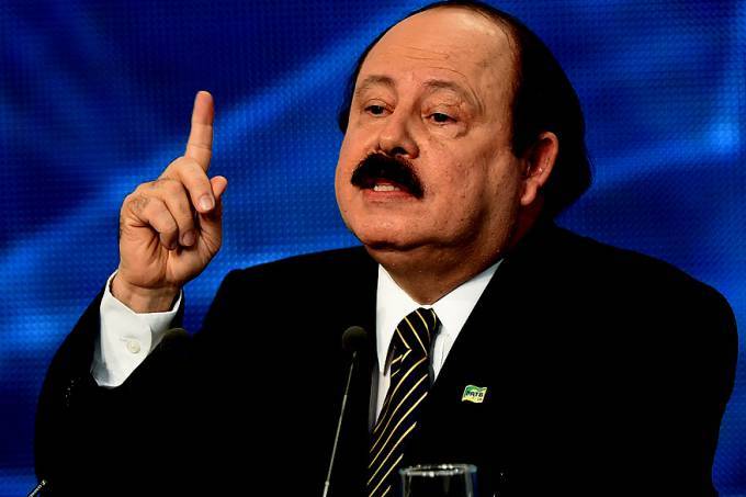 Fidelix, candidato do aerotrem, vai entrar na Justiça para participar dos debates em São Paulo
