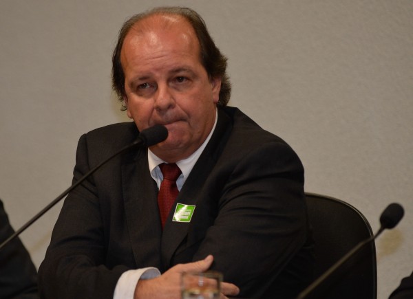 Zelada negocia delação