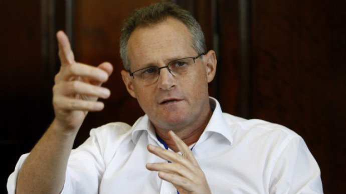 Uma saída para Beltrame