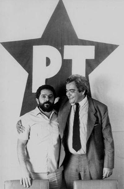 Para provar que é vítima de calúnias, Lula conta outra mentira desmentida pela foto