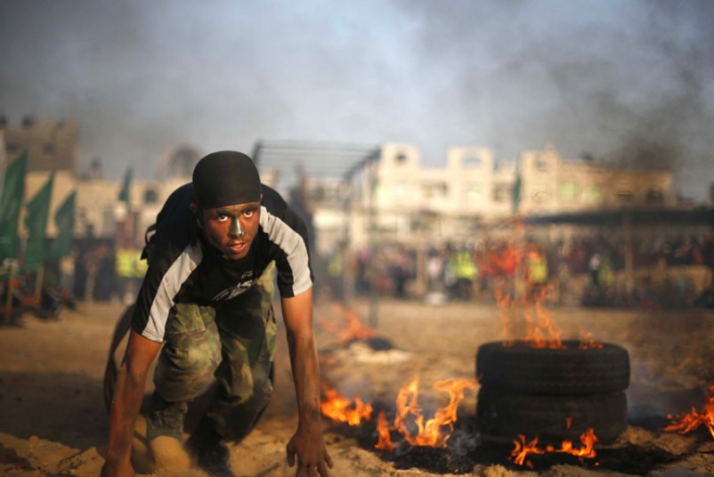 Chorão da ONU é desmascarado na TV! Vídeo mostraria escolas da entidade pregando ódio aos judeus. Cadê a notícia nos jornais? E as fotos dos foguetes do Hamas sendo lançados dos arredores das instalações da ONU? E o manual do Hamas ensinando a usar escudos humanos?