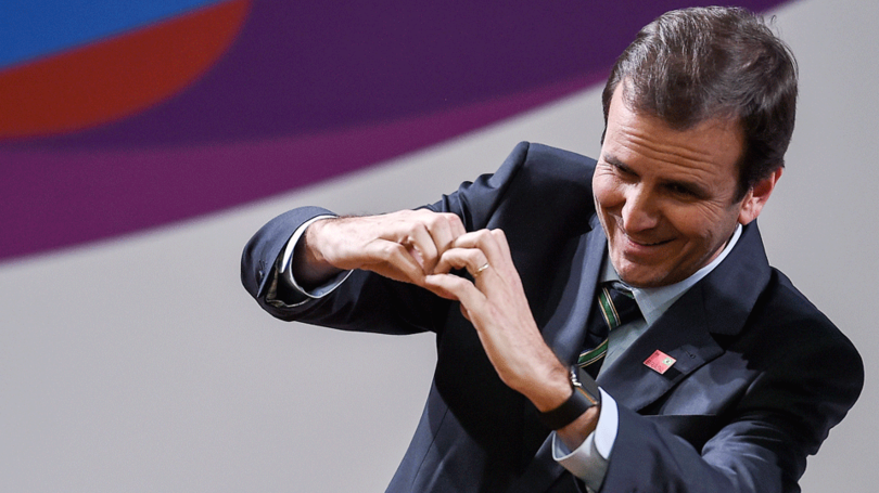 Começou a votação na enquete: Eduardo Paes, Kátia Abreu, Ricardo Barros, Roberto Requião e Vanessa Grazziotin brigam pelo troféu de agosto