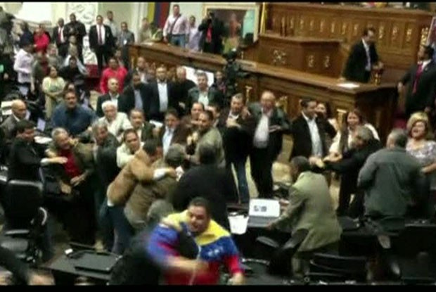 ‘Sessão de violência’, editorial do Estadão