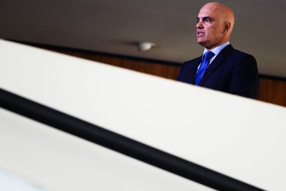 O Ministro da Justiça, Alexandre de Moraes, concede entrevista coletiva no Palácio do Planalto, em Brasília (DF), após reunião com ministros para discutir o Plano Nacional de Segurança - 05/01/2017