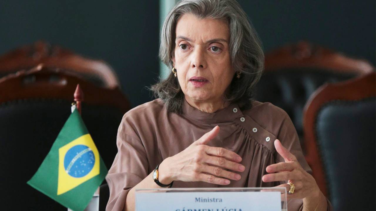 A presidente do Supremo Tribunal Federal (STF), Cármen Lúcia, se reúne com os presidentes dos 27 tribunais de Justiça do país - 12/01/2017