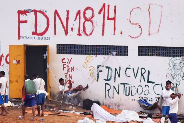 Quinto dia de rebelião na Penitenciária Estadual de Alcaçuz, na cidade de Nísia Floresta (RN) - 18/01/2017 Quinto dia de rebelião na Penitenciária Estadual de Alcaçuz, na cidade de Nísia Floresta (RN) - 18/01/2017