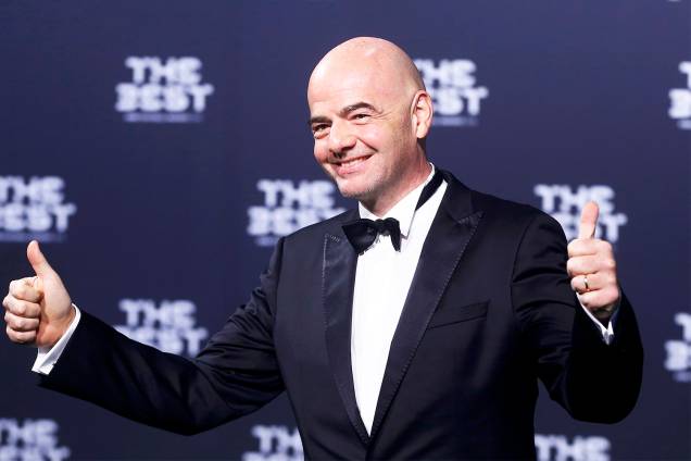 O presidente da FIFA, Gianni Infantino, chega para a cerimônia de premiação da Bola de Ouro, que elege os melhores jogadores e técnicos do mundo, em Zurique, na Suíça - 09/01/2017 O presidente da FIFA, Gianni Infantino, chega para a cerimônia de premiação da Bola de Ouro, que elege os melhores jogadores e técnicos do mundo, em Zurique, na Suíça - 09/01/2017