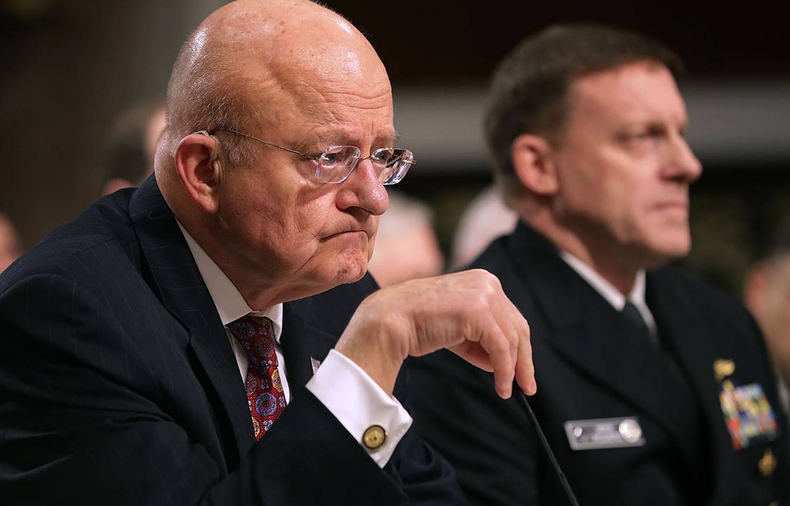 Diretor de Inteligência dos Estados Unidos, James Clapper, dão depoimento para o Comitê de Serviços Armados em Capitol Hill, Washington DC