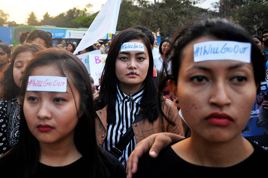 Mulheres participam de protesto por direitos civis em solidariedade à Marcha das Mulheres de Washington, na cidade de Bengaluru, Índia