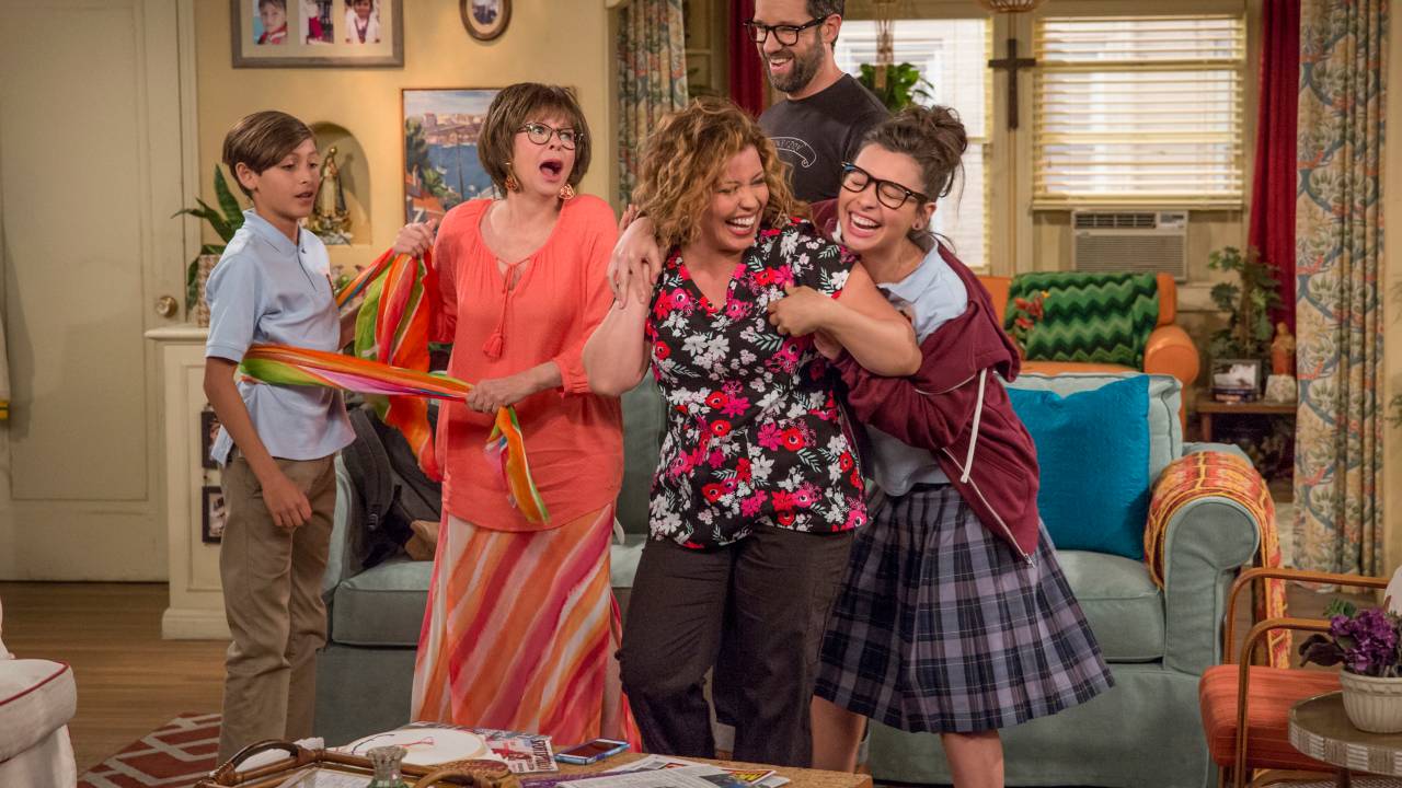 Cena de 'Um Dia de Cada Vez', remake da Netflix de 'One Day at a Time'