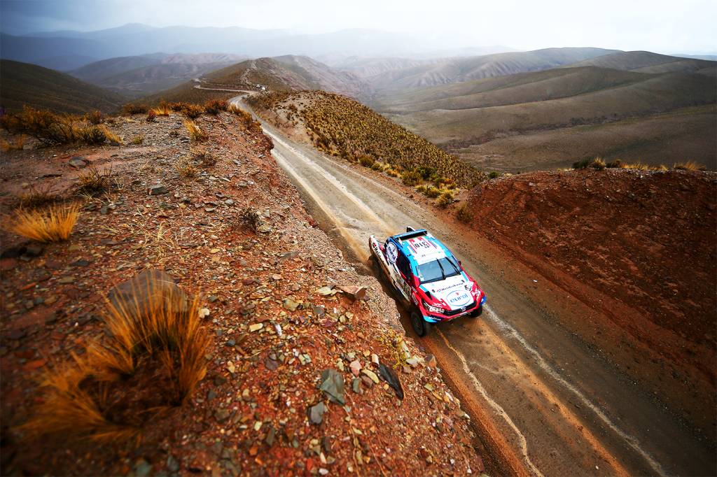O piloto holand&ecirc;s Erik Van Loon durante o quinto dia do Rali Dakar 2017, entre as cidades bolivianas de Tupiza e Oruro - 06/01/2017