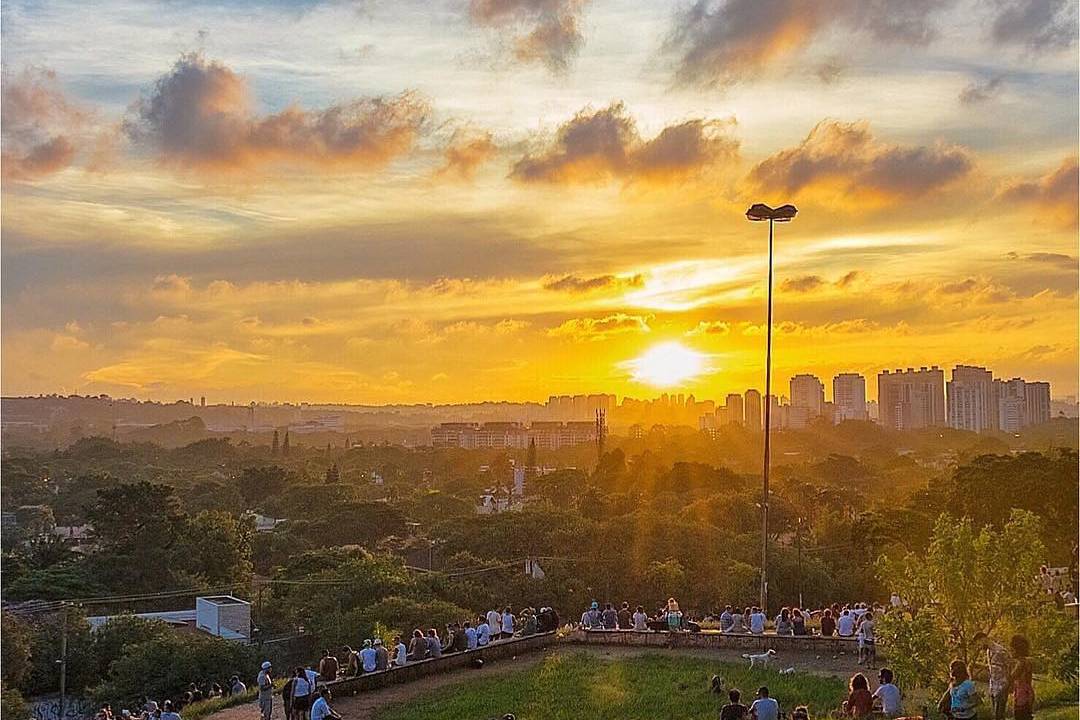 praça por do sol em sp