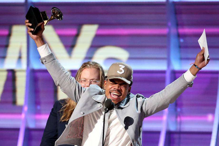 Chance the Rapper durante a cerimônia da 59ª edição do Grammy no Staples Center, em Los Angeles, nos Estados Unidos - 12/02/2017