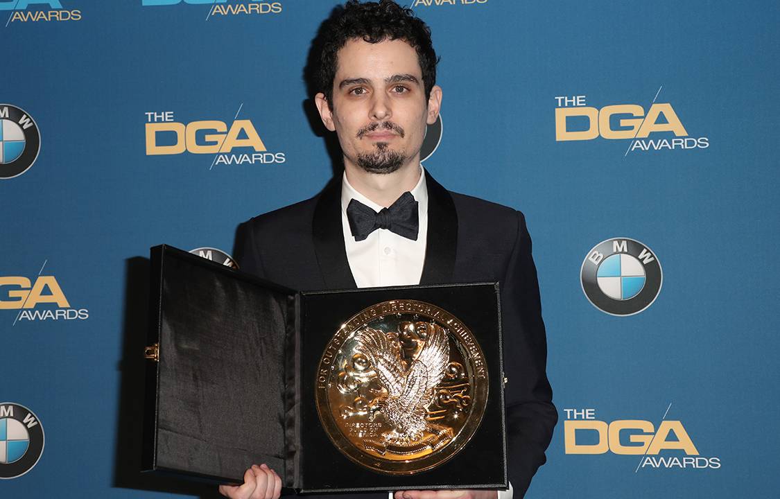 Diretor Damien Chazelle recebe prêmio do Sindicato de Diretores pelo filme La La Land, em Beverly Hills, Califórnia