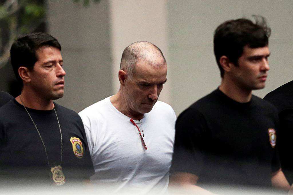 Eike Batista deixa &agrave; sede da Pol&iacute;cia Federal no Rio para prestar depoimento - 31/01/2017