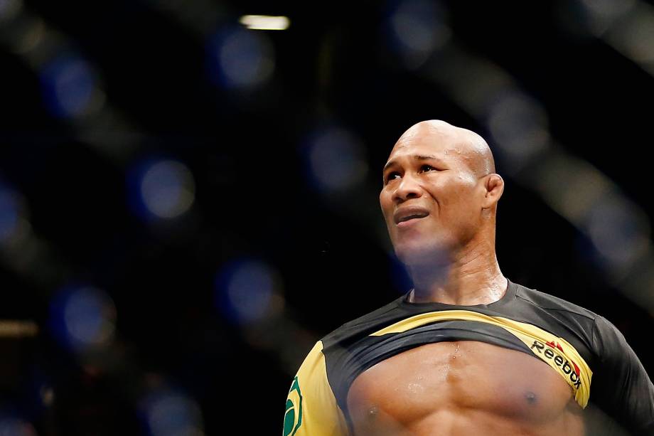 Ronaldo Jacaré após vitória na luta contra o americano Tim Boetsch no UFC 208 em Nova York