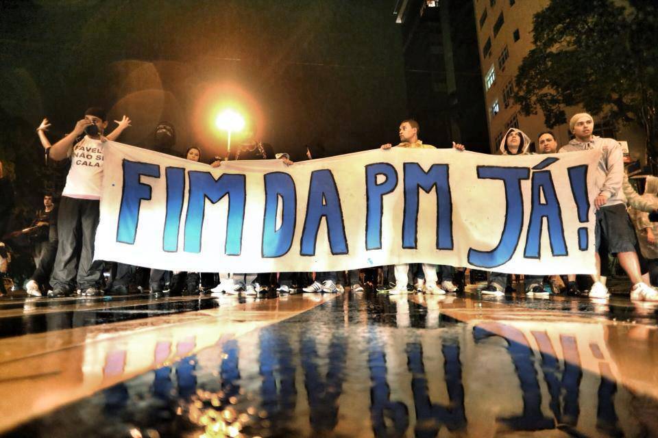 A turma que sonha com o fim da PM merecia estar em Vitória