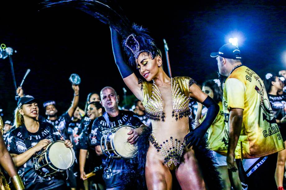 Sabrina Sato durante ensaio técnico da Gaviões da Fiel para o Carnaval 2017, no Sambódromo do Anhembi, em São Paulo