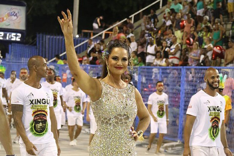 Luiza Brunet em ensaio da Imperatriz - 18/02/2017