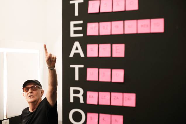 O ator Ney Latorraca em entrevista exclusiva para VEJA no camarim do Teatro Riachuelo O ator Ney Latorraca em entrevista exclusiva para VEJA no camarim do Teatro Riachuelo
