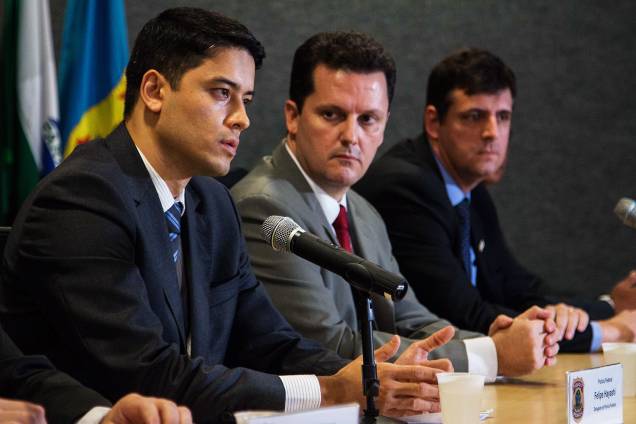 O Delegado de Polícia Federal, Felipe Hayashi, durante coletiva na sede da Polícia Federal em Curitiba (PR), sobre a Operação Research, deflagrada nesta quarta-feira (15). - 15/02/2017 O Delegado de Polícia Federal, Felipe Hayashi, durante coletiva na sede da Polícia Federal em Curitiba (PR), sobre a Operação Research, deflagrada nesta quarta-feira (15). - 15/02/2017