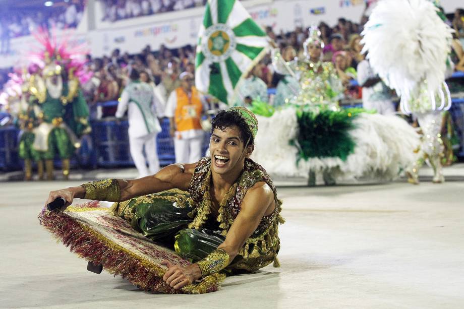 Desfile da escola de samba Mocidade Independente de Padre Miguel, no Sambódromo da Marquês de Sapucaí, no Rio de Janeiro (RJ) - 28/02/2017