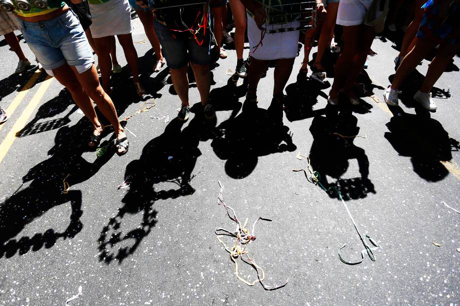 A concentração do bloco Suvaco de Cristo começou às 9h na rua Jardim Botânico, já sob sol intenso calor desde as primeiras horas da manhã - 19/02/2017