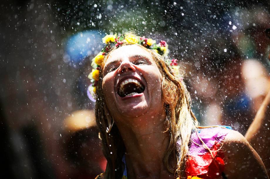 Bloco Suvaco do Cristo anima foliões no Jardim Botânico, no Rio de Janeiro - 19/02/2017