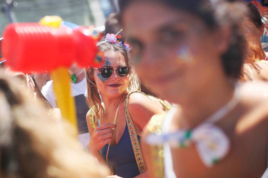 Bloco Suvaco do Cristo anima foliões no Jardim Botânico, no Rio de Janeiro - 19/02/2017