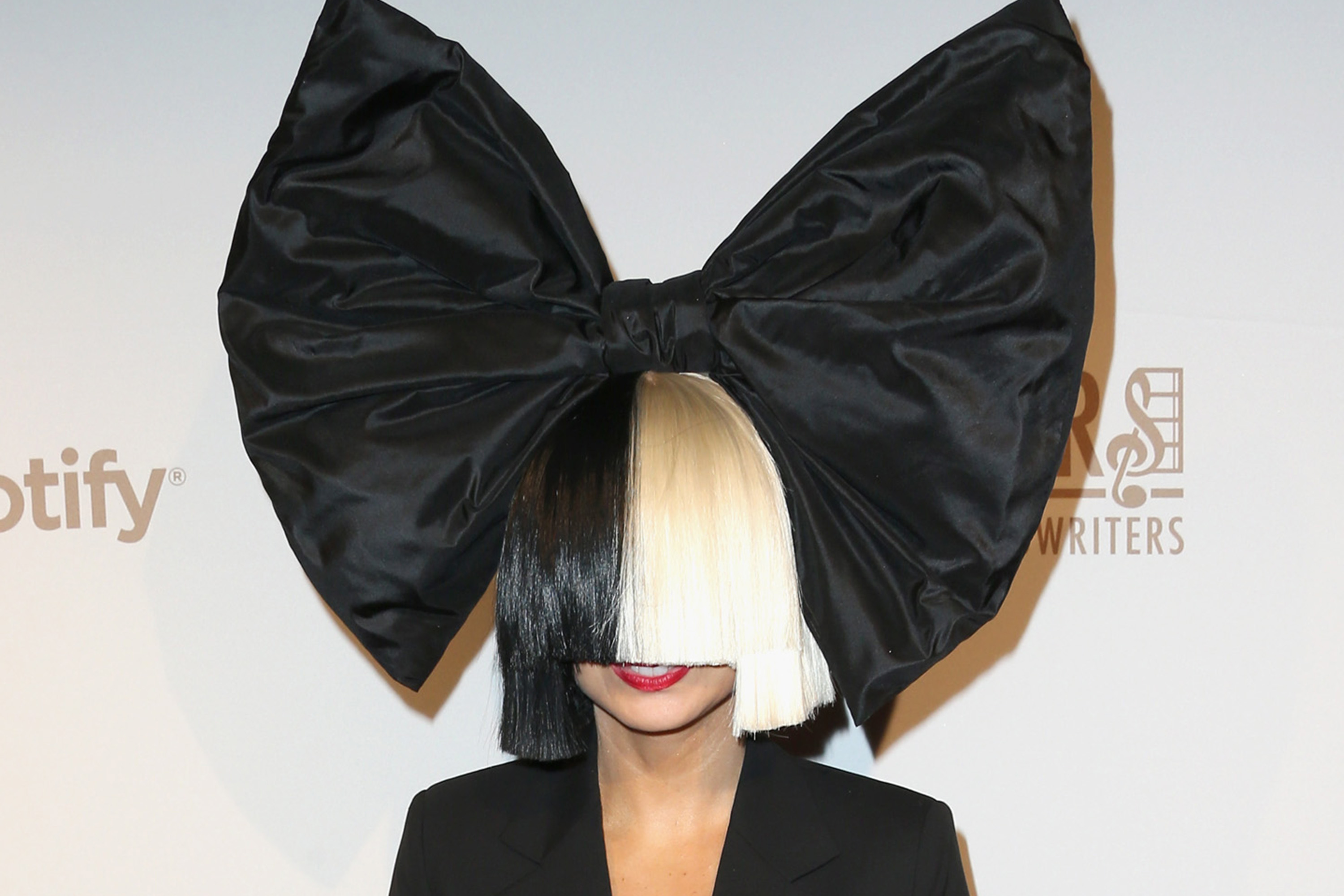 Sia e ex-marido travam batalha judicial marcada por acusações graves
