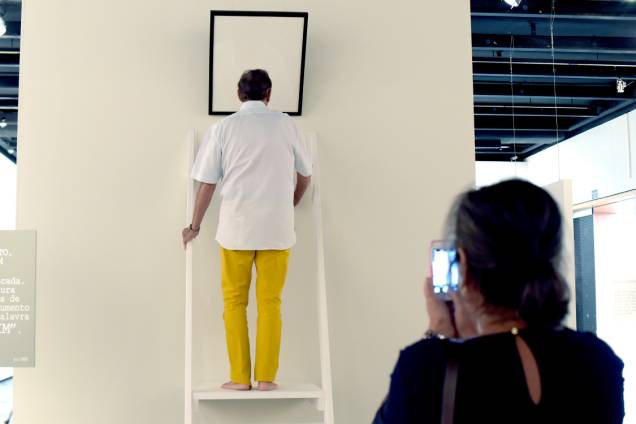 Exposição "Yoko Ono: O céu ainda é azul, você sabe...", no Instituto Tomie Ohtake Exposição "Yoko Ono: O céu ainda é azul, você sabe...", no Instituto Tomie Ohtake