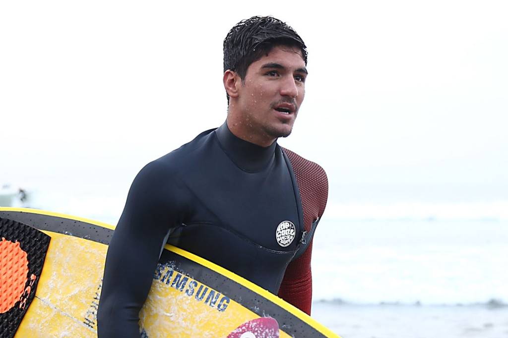 Surfe: Medina enfrentará Slater nas quartas em Gold Coast