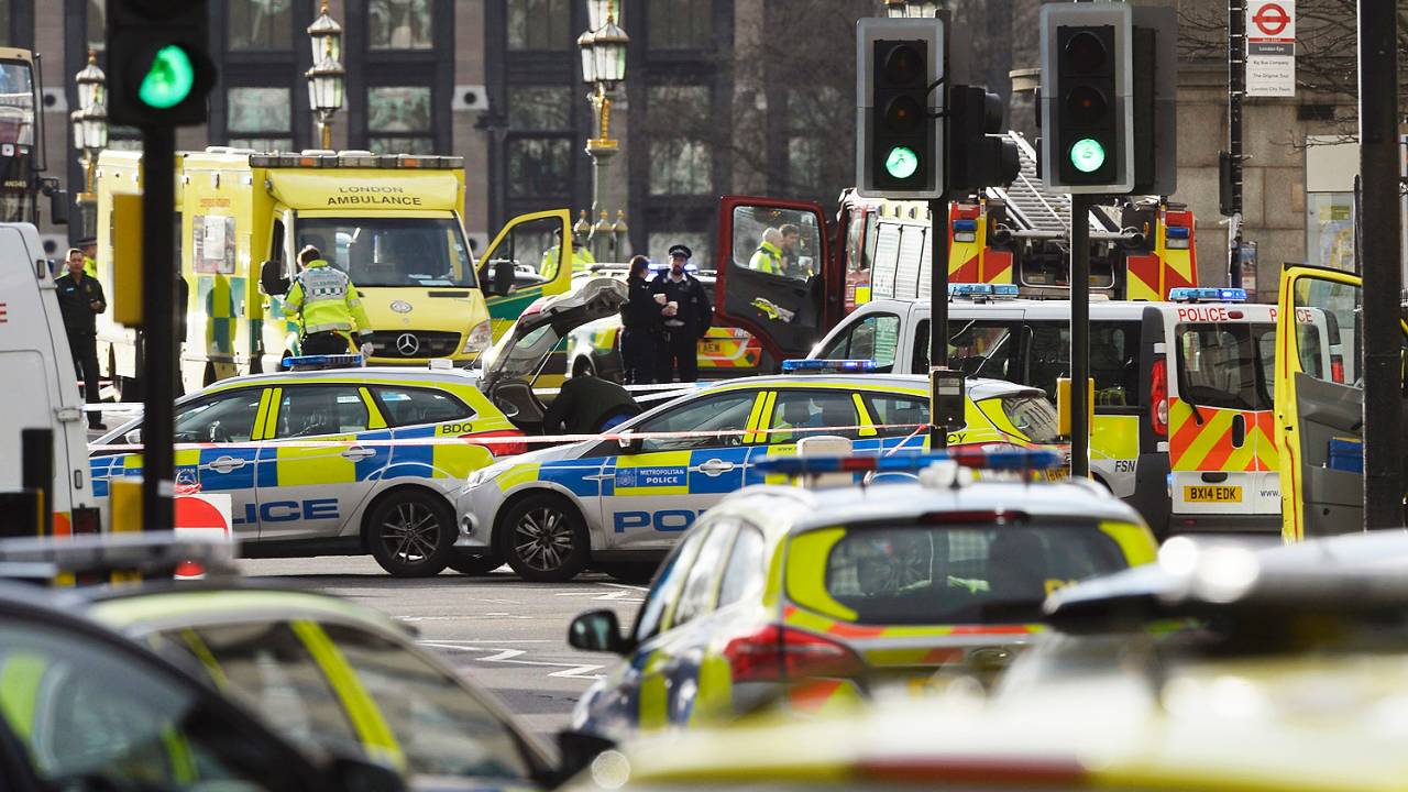 Atentando em Londres nos arredores do Parlamento