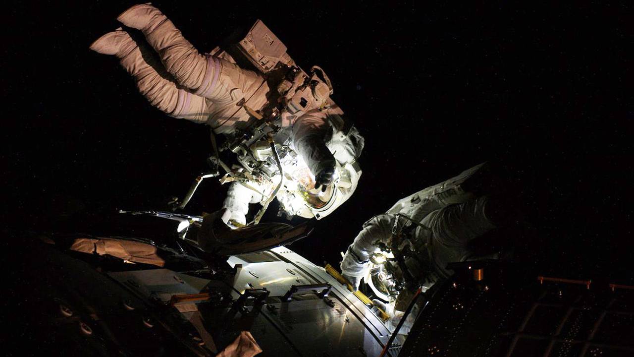 Caminhada espacial na ISS