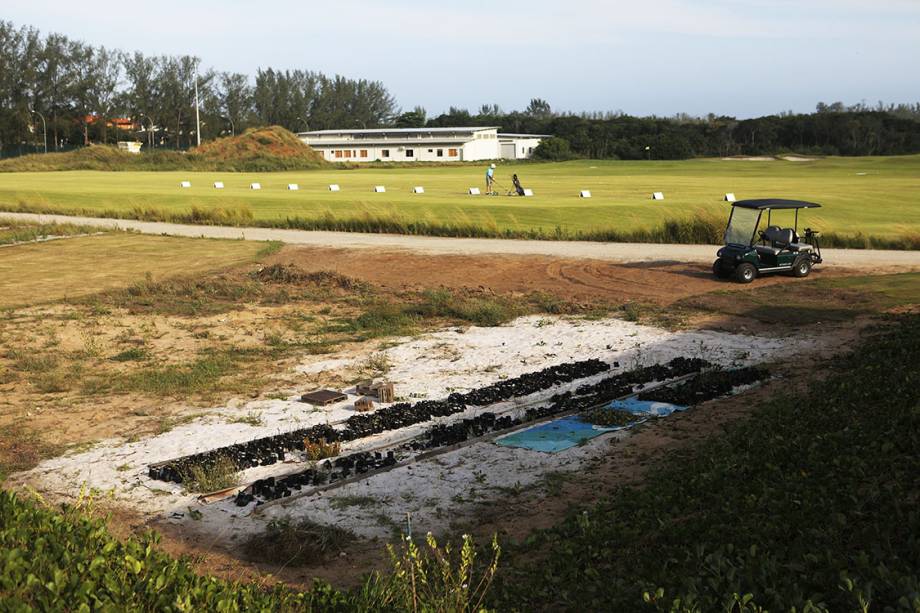 Campo de golfe parcialmente degradado 7 meses após os Jogos Olímpicos Rio 2016