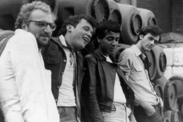 Kid Vinil, o primeiro à esquerda, na banda Magazine, que fez sucesso nos anos 80 Kid Vinil, o primeiro à esquerda, na banda Magazine, que fez sucesso nos anos 80