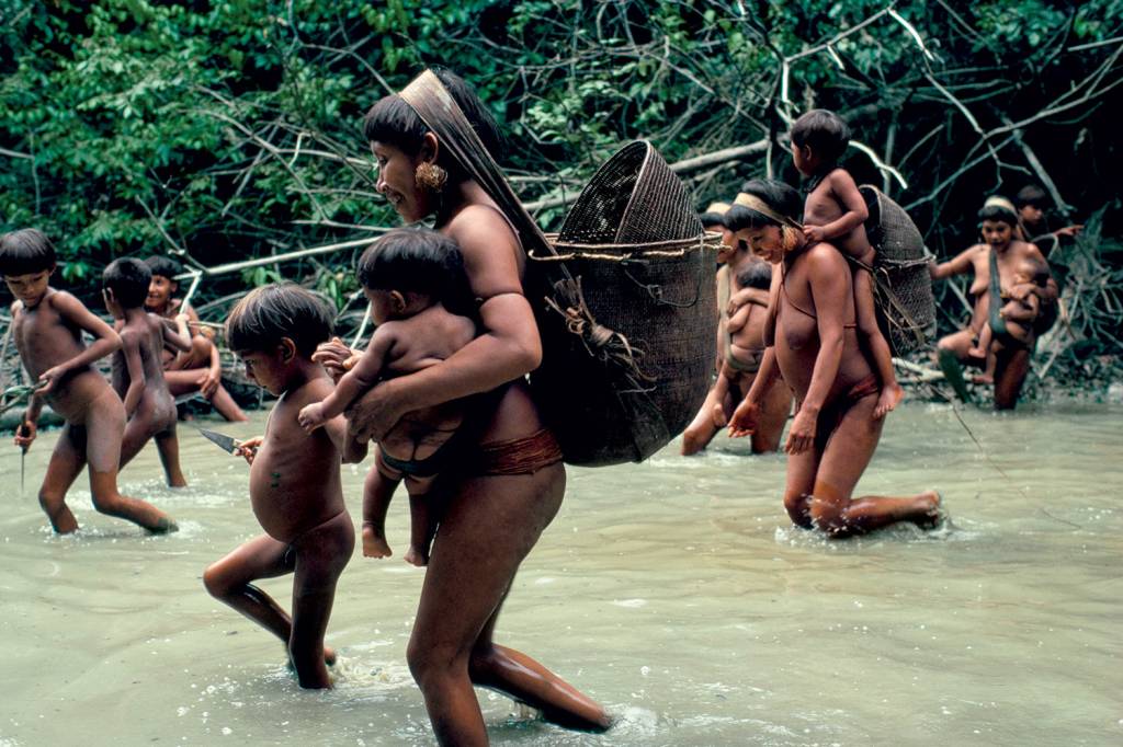 O ouro do crime na terra dos Yanomami
