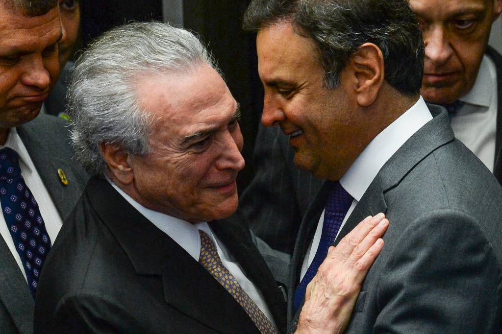 Na Câmara, PSDB não deve retribuir apoio de Temer a Aécio