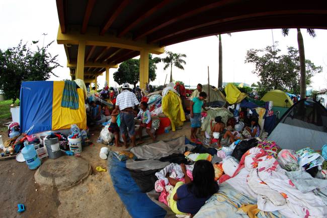 Índios venezuelanos da etnia Warao em Manaus Índios venezuelanos da etnia Warao em Manaus