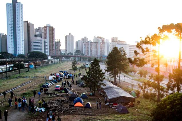 Integrantes do MST chegam em Curitiba em demonstração de apoio ao ex-presidente Lula que tem depoimento previsto ao juiz Sergio Moro na Justiça Federal - 09/05/2017 Integrantes do MST chegam em Curitiba em demonstração de apoio ao ex-presidente Lula que tem depoimento previsto ao juiz Sergio Moro na Justiça Federal - 09/05/2017