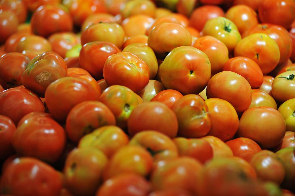 Inflação avança 0,43% em abril puxada por alimentos e saúde