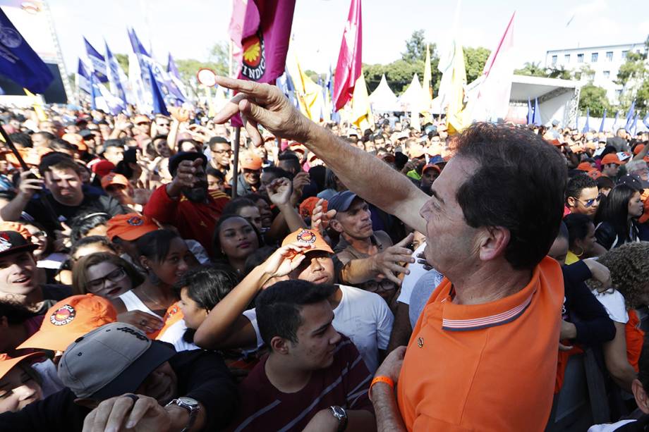 SÃO PAULO, SP, 01.05.2017: DIA-TRABALHO – Comemoração do Dia Internacional do Trabalho, promovido pela Força Sindical, na praça Campo de Bagatelle (Campo de Marte), zona Norte de São Paulo, nesta segunda (01). Na foto, Paulinho da Força (Foto: Leonardo Benassatto/FramePhoto/Folhapress)