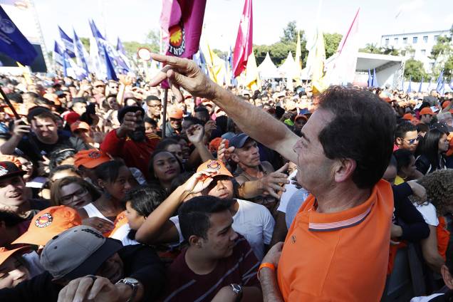O deputado federal Paulinho da Força participa de evento do Dia Internacional do Trabalho, promovido pela Força Sindical, em São Paulo O deputado federal Paulinho da Força participa de evento do Dia Internacional do Trabalho, promovido pela Força Sindical, em São Paulo