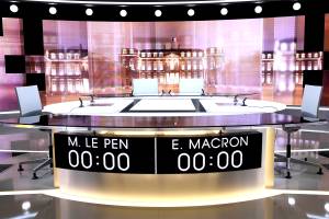 Eleições na França - Debate Marine Le Pen x Emmanuel Macron - 03/05/2017