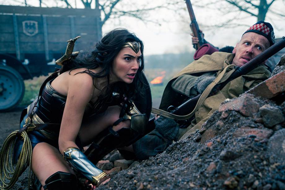 Gal Gadot em cena do filme 'Mulher Maravilha'