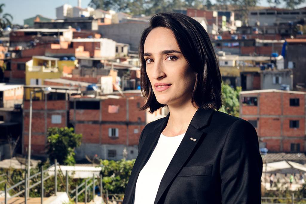 Maria Prata, apresentadora do Mundo SA, da GloboNews
