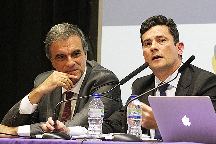 “Julgamentos não são políticos”, diz Moro