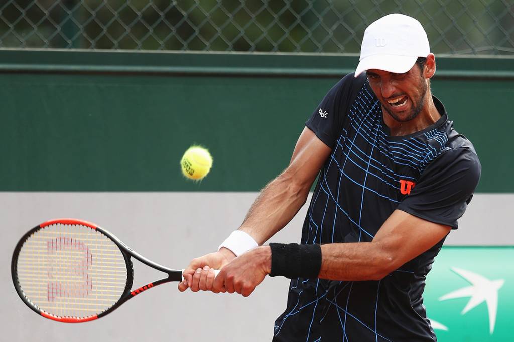 Bellucci estreia em Roland Garros com vitória sobre sérvio