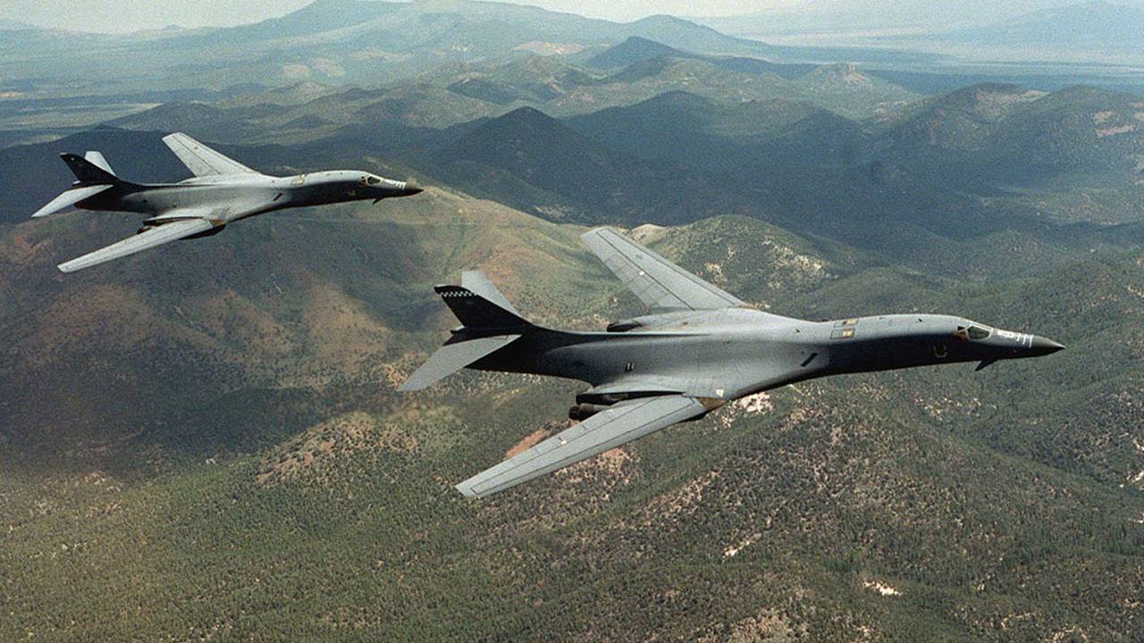 Coreia do Norte: aeronaves dos EUA sobrevoam fronteira