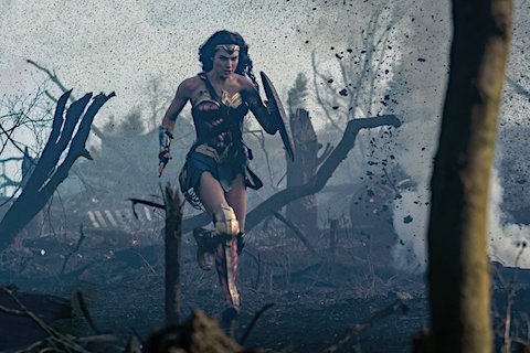 Gal Gadot em Mulher-Maravilha Mulher-Maravilha